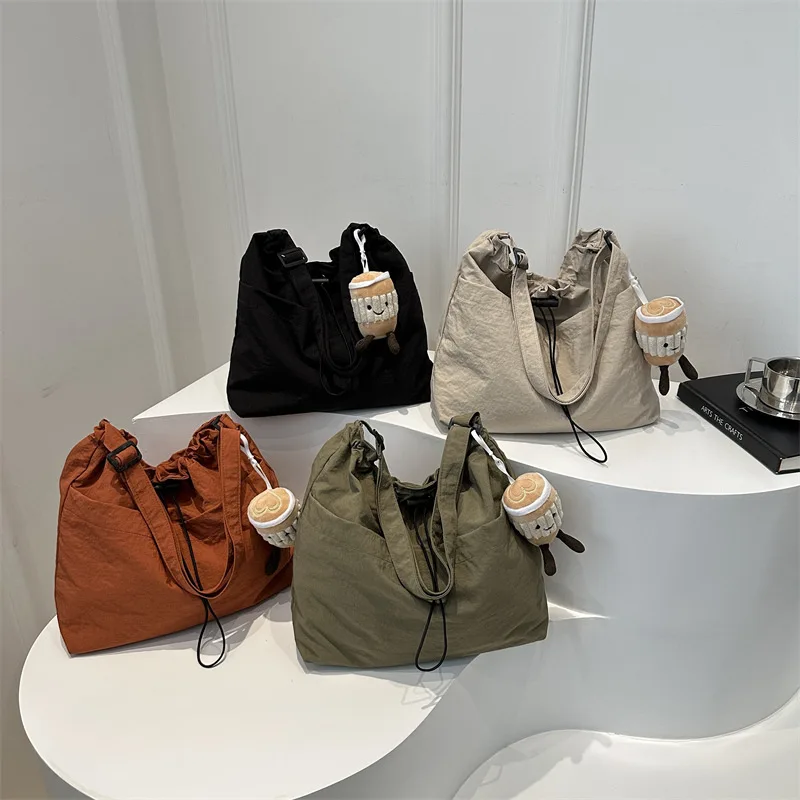 Japanese Style Ins Street Leisure Female Crossbody Shoulder Bag With Drawstring Opening Solid Color Bucket Shape Messenger Bag