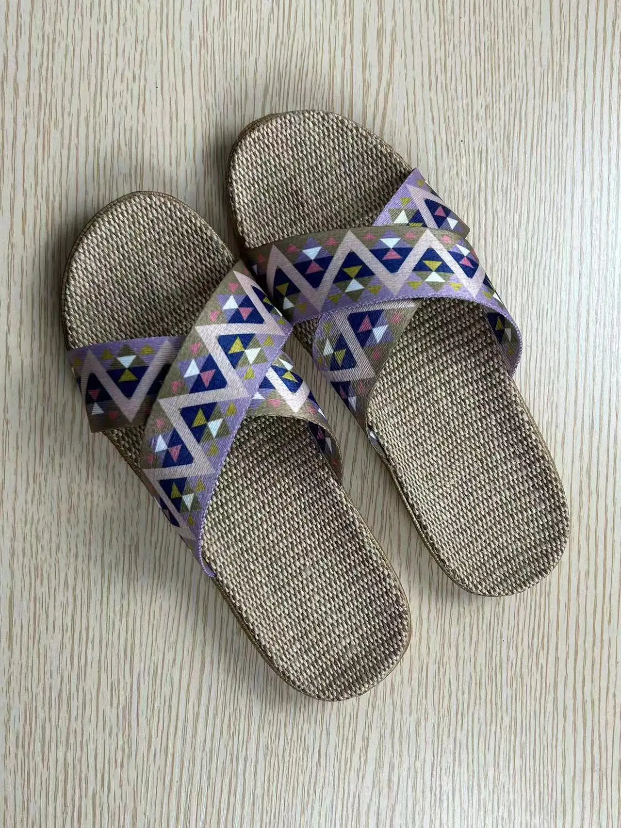 Fashion Women Linen Summer Beach Slippers Lightweight Women Slipper Open-Toe Breathable Anti-Slip Massage Shower Spa Bath Sandal