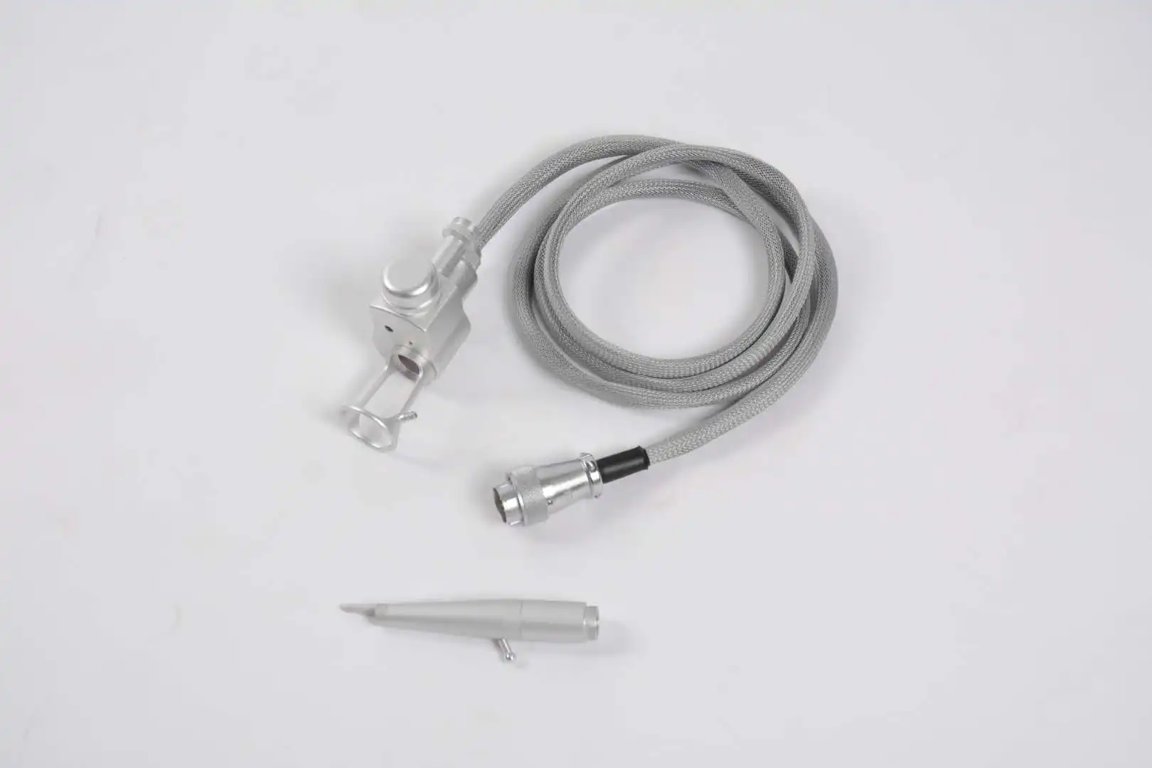 Latest portable fractional CO2 laser equipment co2 fractional laser new products for sale