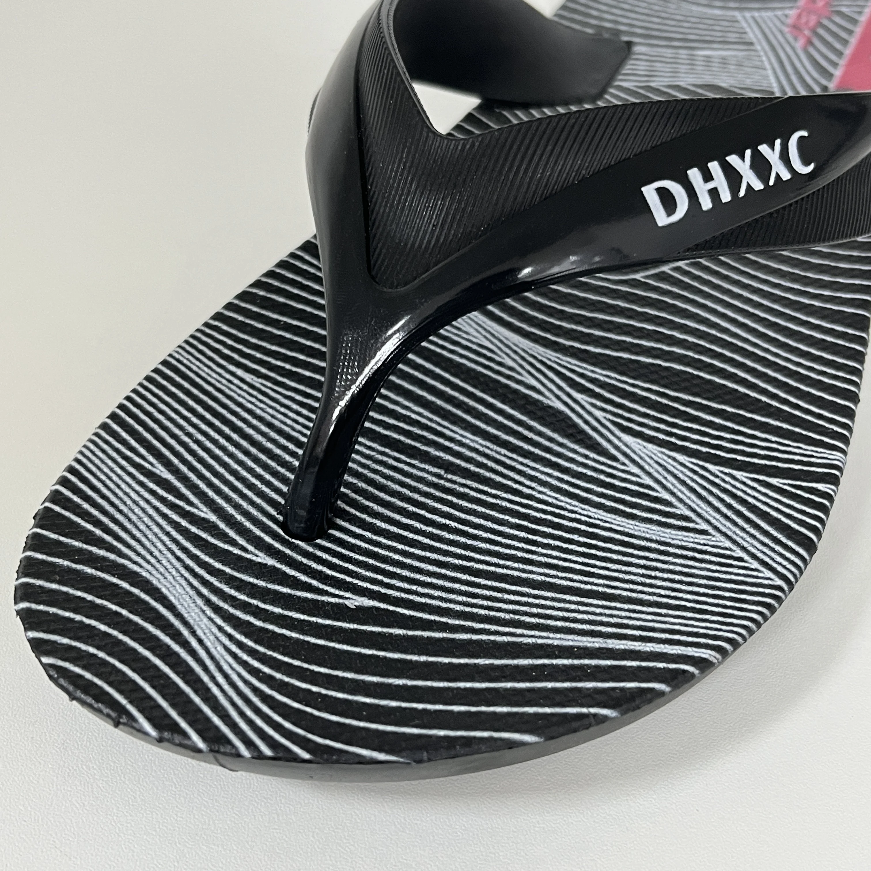 Summer Men Slippers Sandals Wholesale Outdoor Beach Flip Flops Causal Slippers Flip Flops