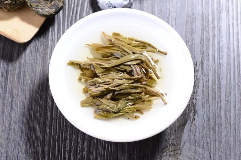 
Chinese Energy Refreshing Morning Unisex Superfine Sheng Puer Tea Ball Gift Box Puer Tea 