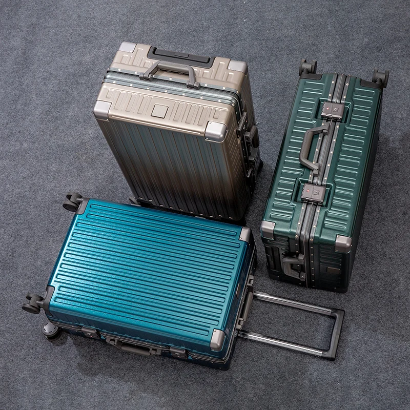 Factory travel luggage aluminium frame suitcase PC carry on luggage for business travel