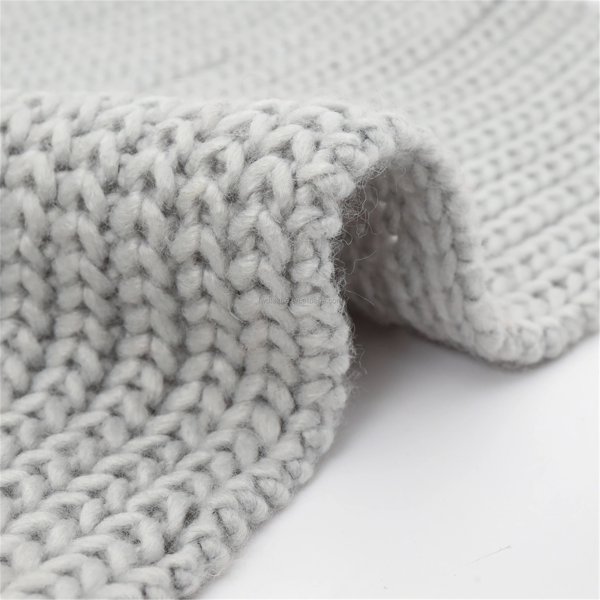 Wholesale Bulk Price Spot Goods 100% Acrylic Crochet Thread for 3G Knitting Sweaters Scarves Hats