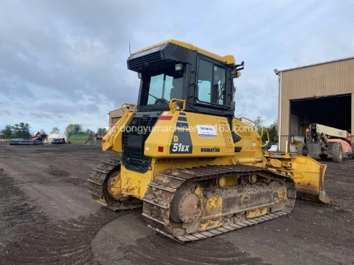 The D51EX-24 machinery is a used KOMATSU bulldozer that is in good condition and ready for sale at an attractive price