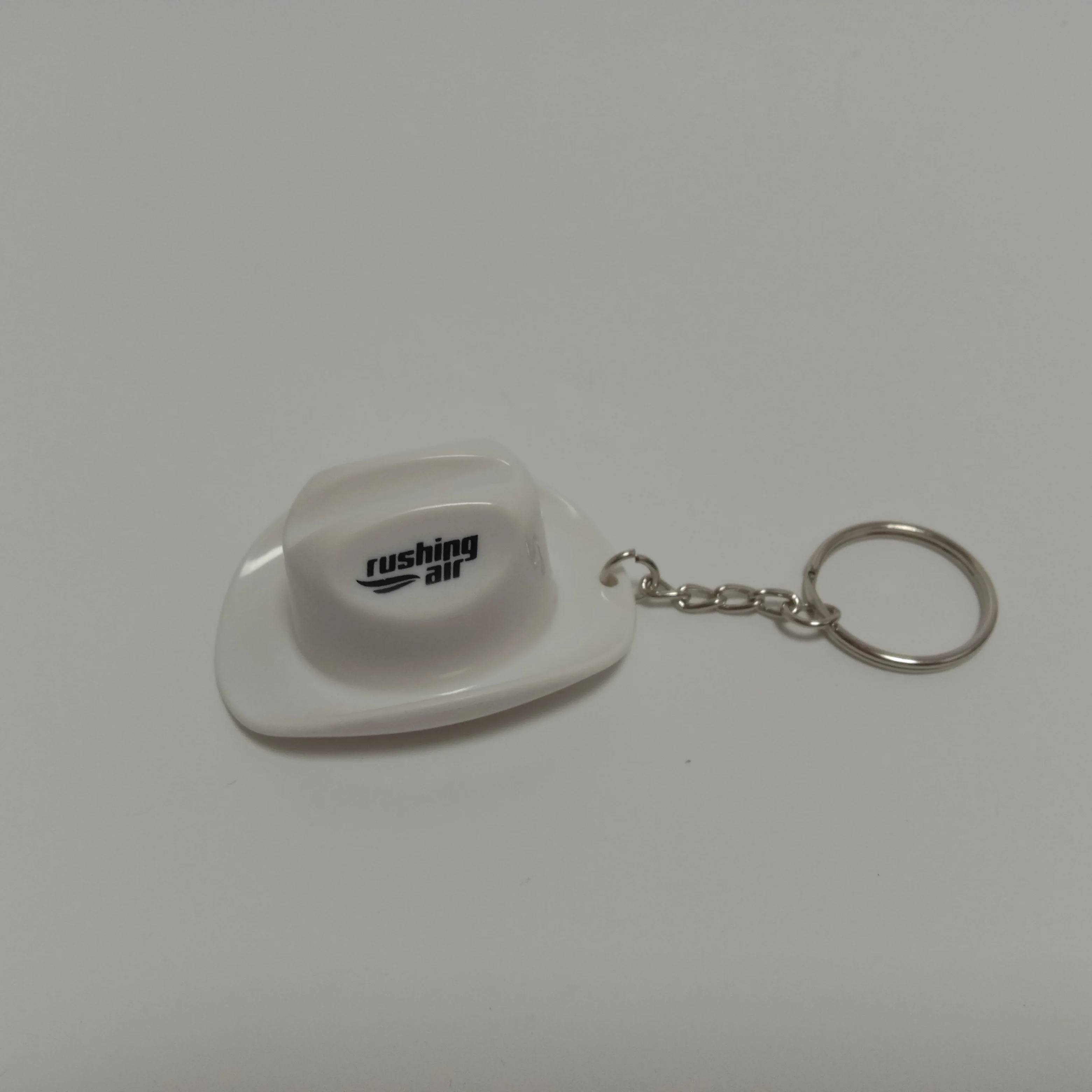 Custom Gift Wholesale Plastic Cowboy Hat Beer Bottle Opener Keychain