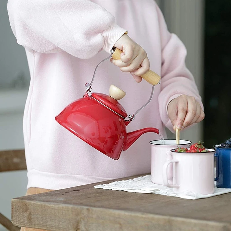 Ярко-красный эмалированный чайный чайник со свистком и деревянной ручкой чугунный кухонный декор для кофе