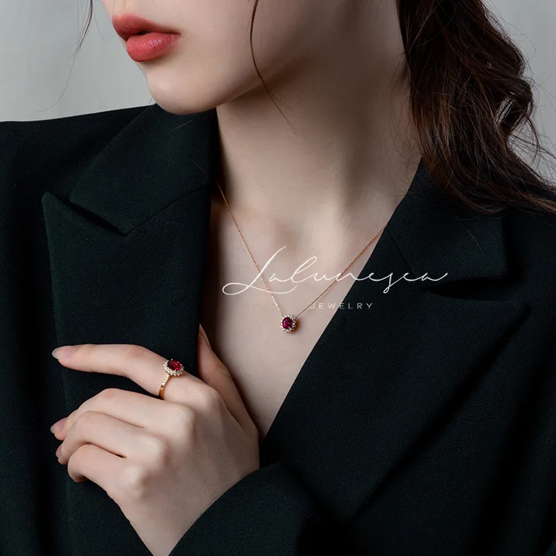 Wholesale Fashion Jewelry Red Diamond Necklace 925 Sterling Silver Crystal 18K Gold Plated Zircon Pendant Gift For Women