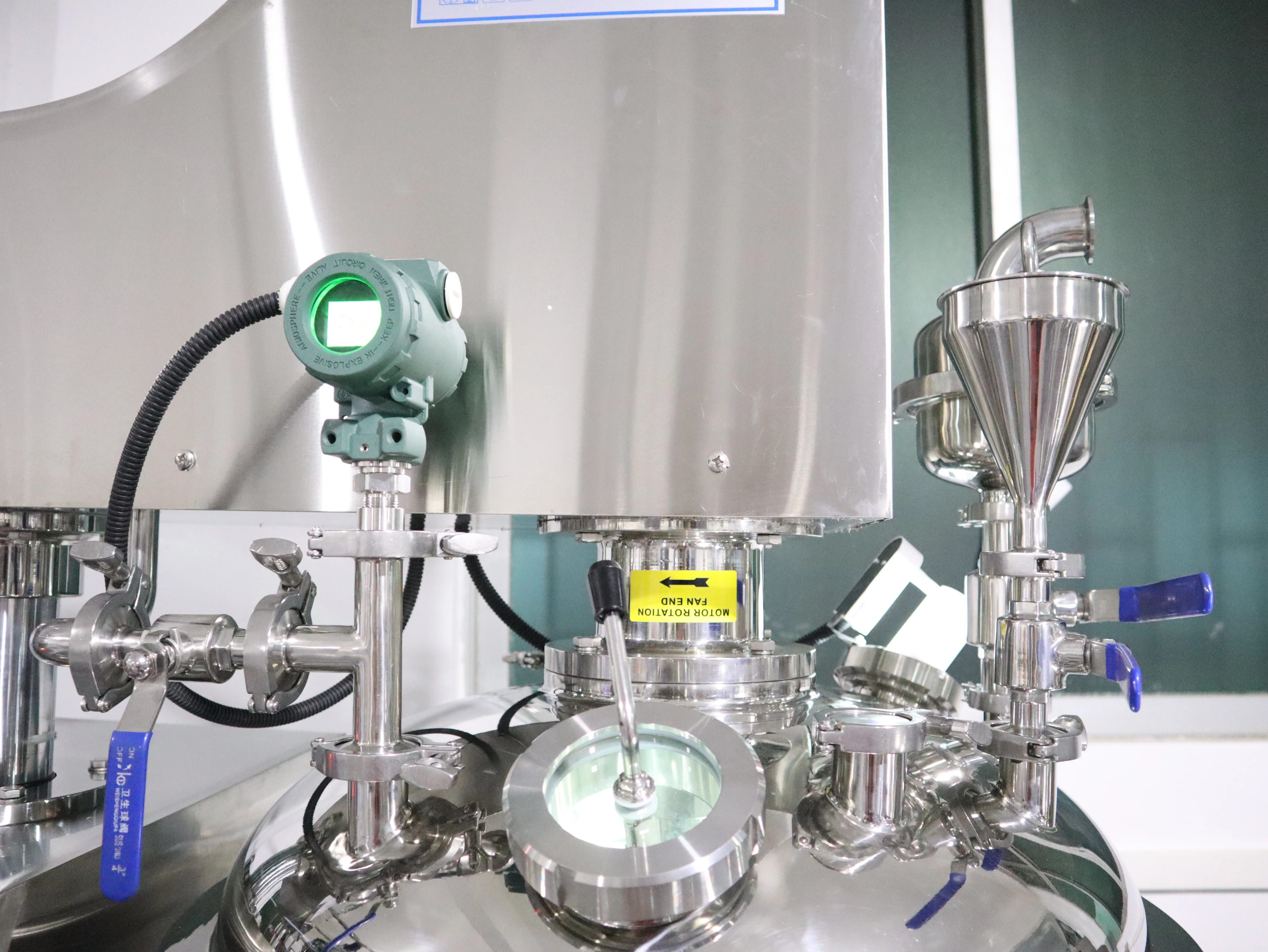 Yeto Customized High Shear Vacuum Homogenizer Emulsifier Mixer Cream Cosmetic Body Lotion High Shear Vacuum Mixing Machine