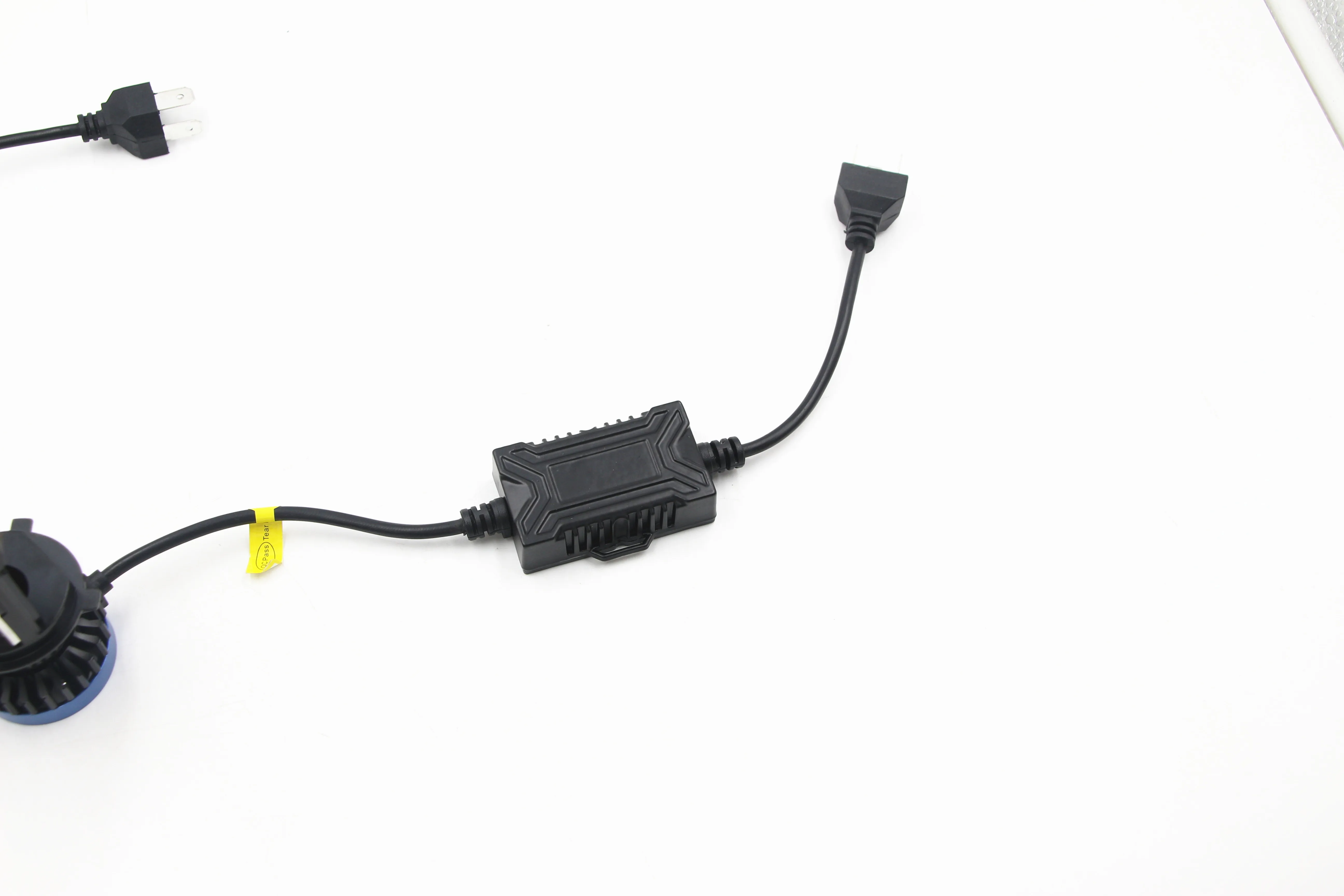 DAO Factory Direct Sales Super Bright LED Headlight Bi-beam Projector Lens Universal Cars 12 Months Hi-low Beam 1.42inch 12V/24V