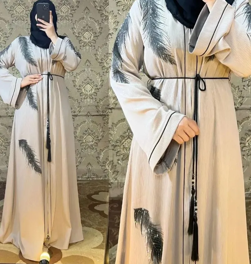 OEM Custom Handwork Luxury Embroidered Crystal Dubai Kaftan Muslim Maxi Long Dresses Moroccan Kaftan With Belt