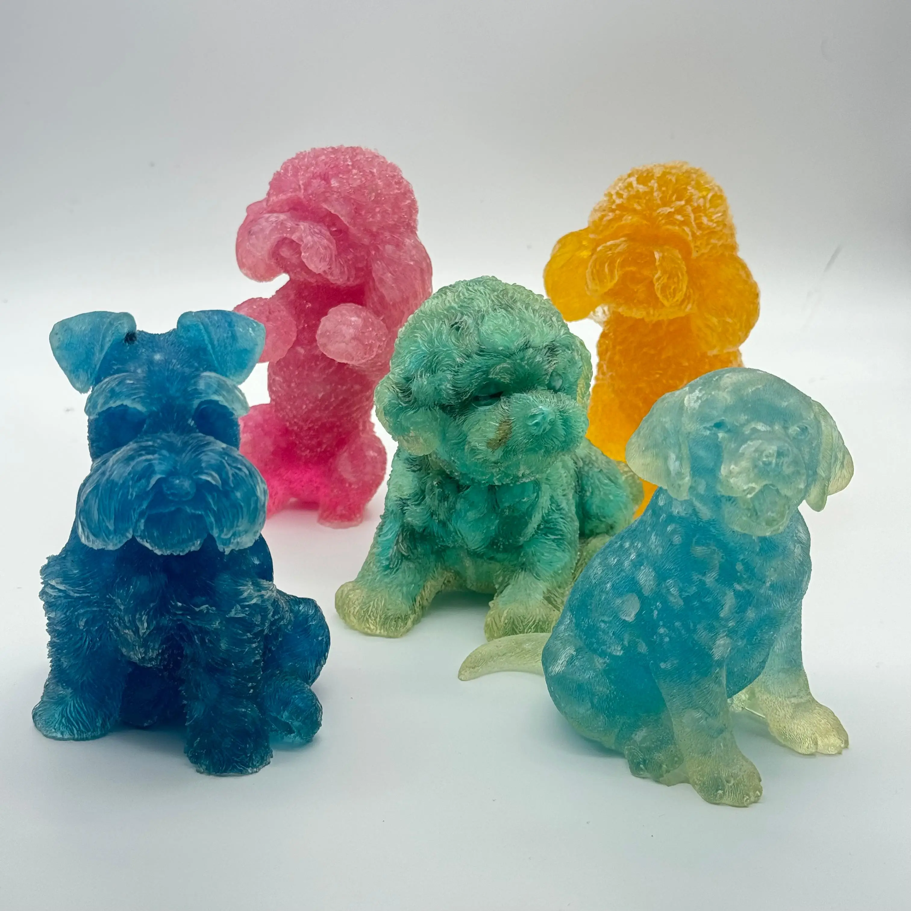 Beautiful Dog & Puppy Carvings Natural Semi Precious Crystal Gemstones Wholesale Home Decor Items 3mm Height Decoration Stones