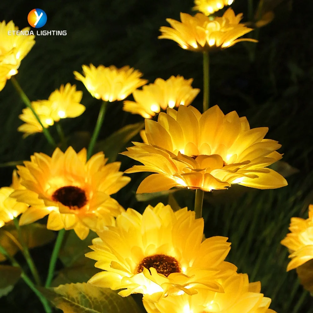 Factory Price Etenda Outdoor Solar Garden Stake Lights LED Solar Powered Light with 4 heads Sunflower Solar Decorative Lights fo