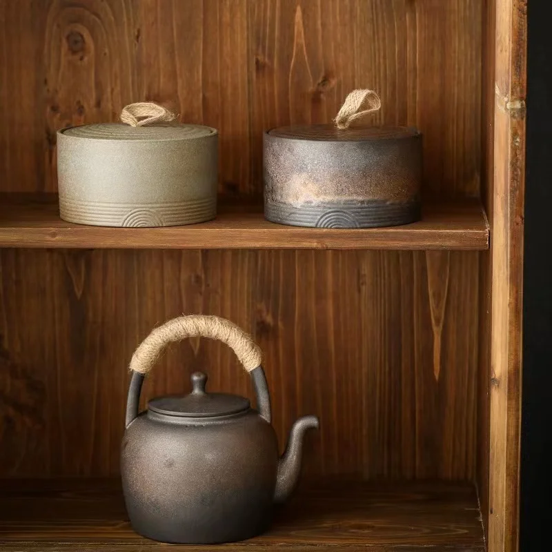Japanese-style hand-made stoneware retro ceramic storage dry goods sealed coffee beans tea packaging jar with hemp rope handle