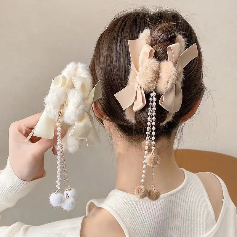 Grab clip back of head hair grab top clip hair accessories female autumn winter love tassel pendant hairball grab clip