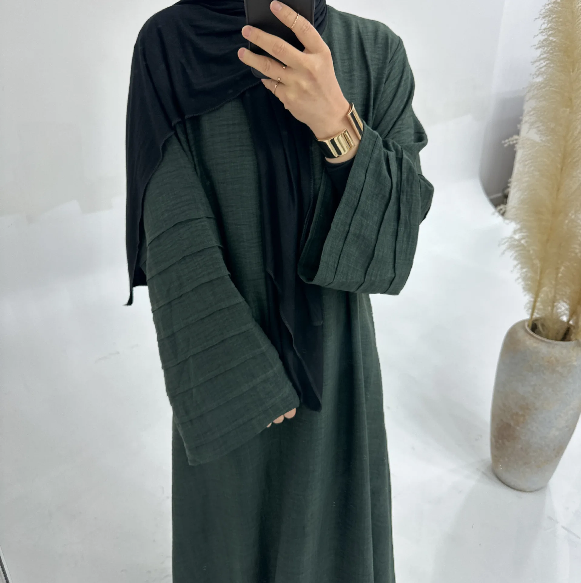 Plain Cotton Abaya Side Pockets New Design Slit Sleeves Soft Breathable Closed Abaya Zip Back Islamic Clothing