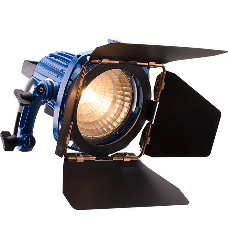 Flood light 1000W-3 dimmable light  Daylight with barn door leaves warm light