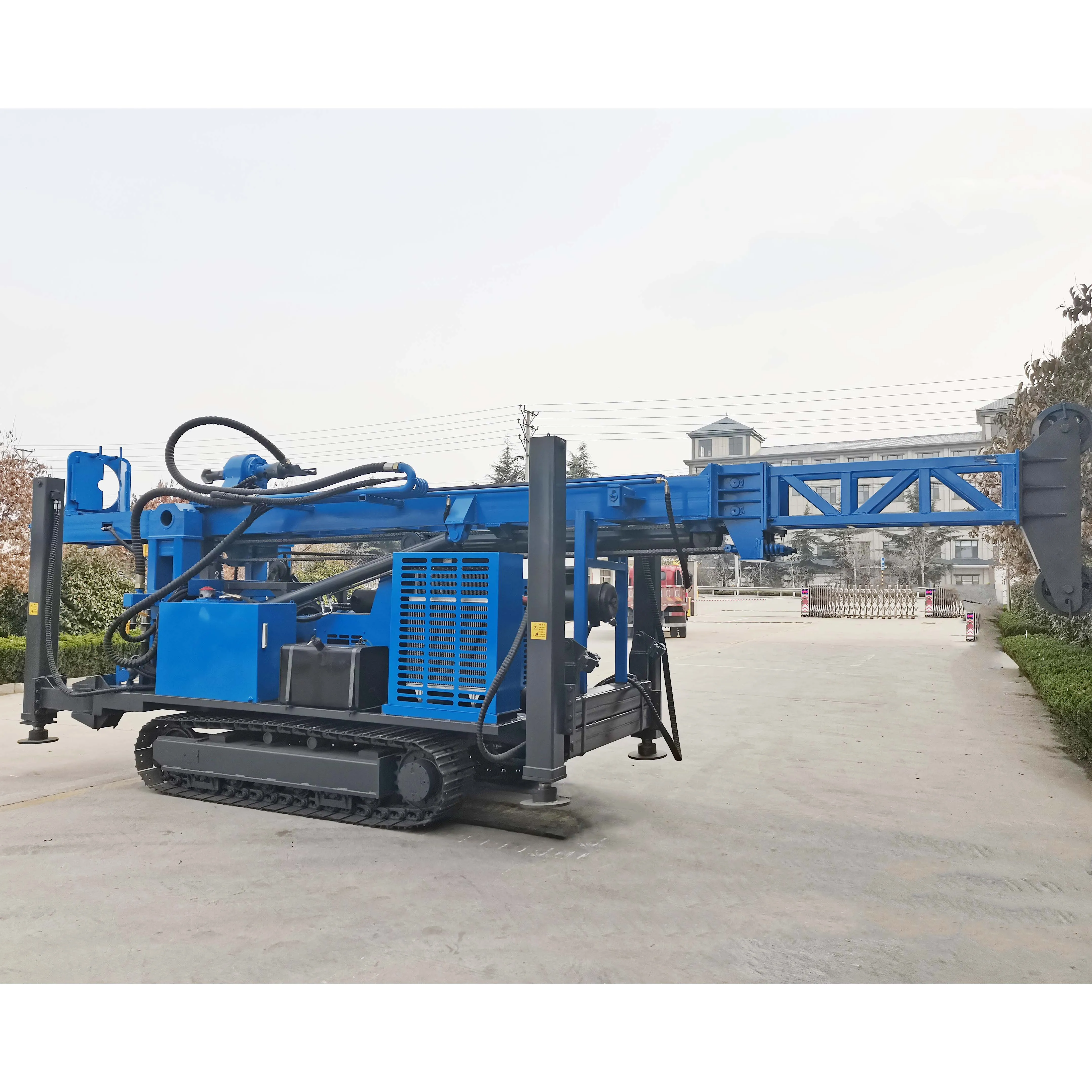 Crawler mounted multi angel rotary Q series wire-line core barrel sample drilling rig