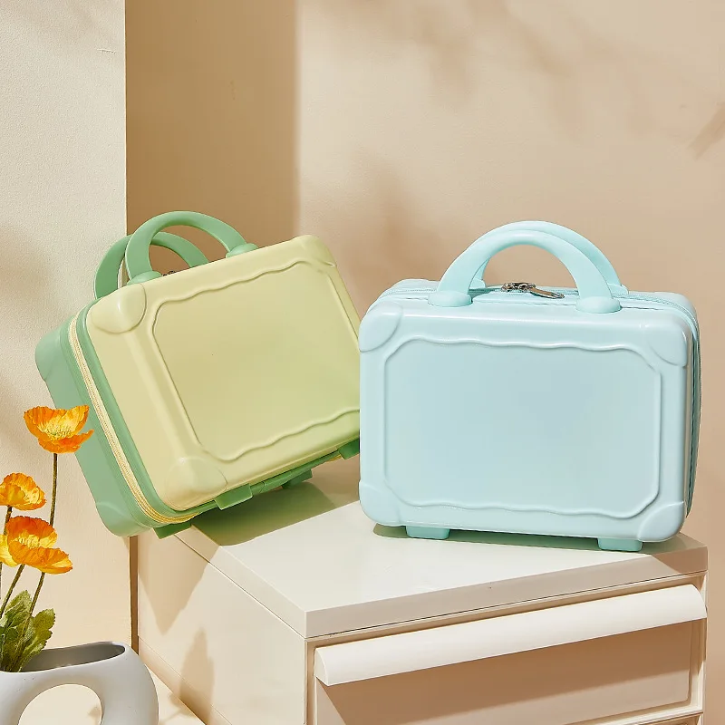 Wholesale Colorful Shell Carrying Case Makeup Box 14 Inch Womens Mini Travel Storage Case