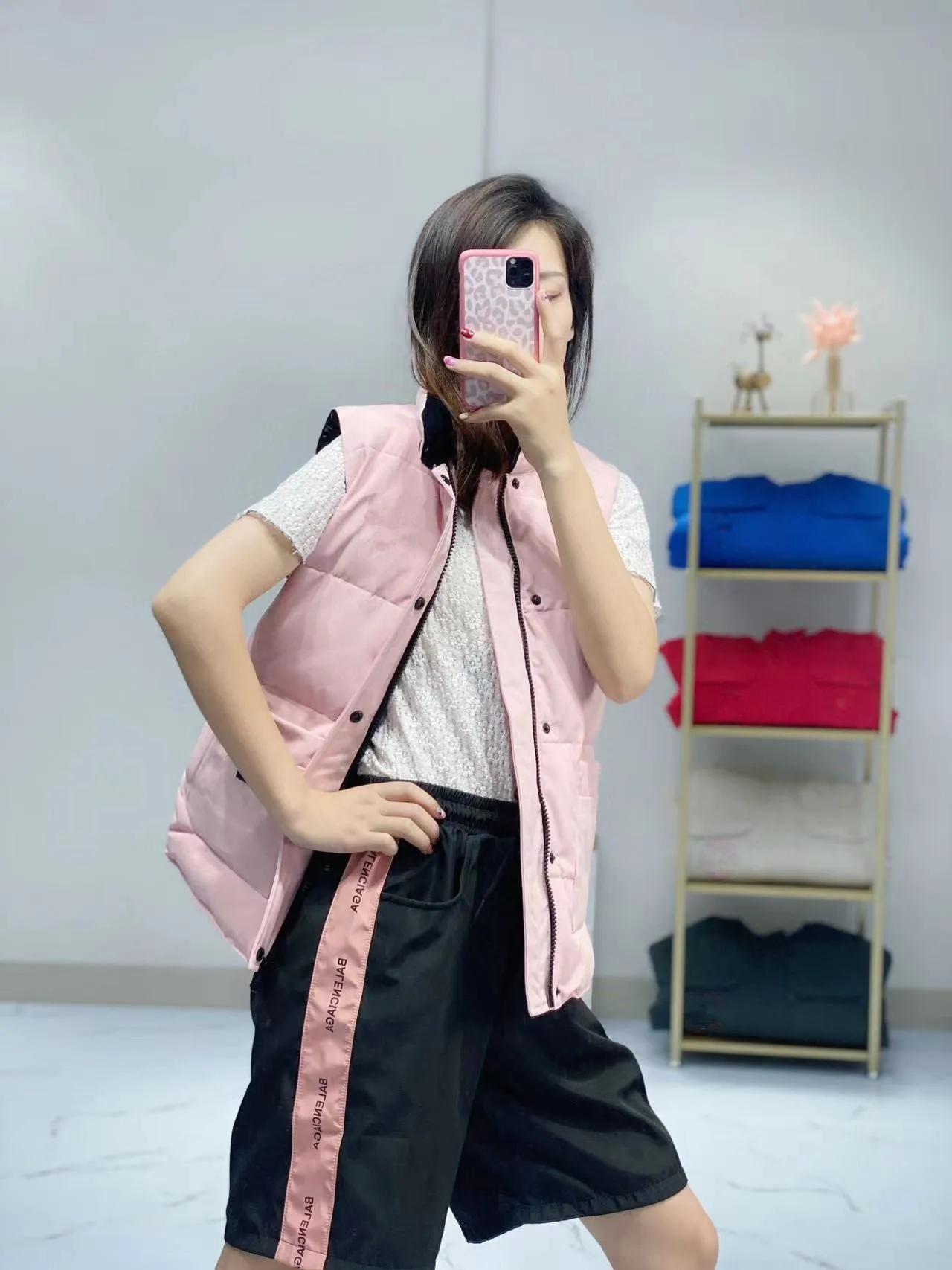 wholesale High quality Designer luxury Famous down vest couple Down puffer vest men