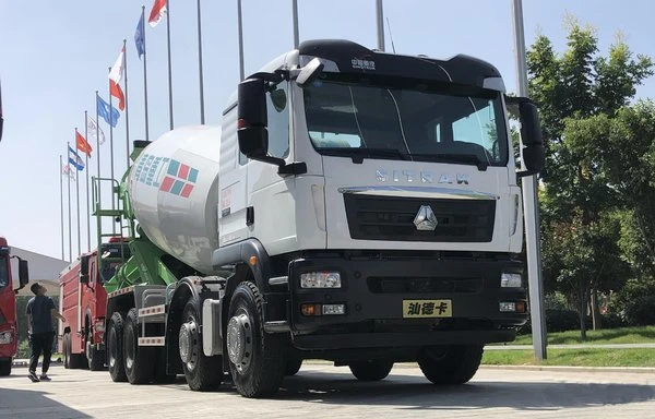 Shacman H3000 8x4 Бетономешалка для строительных и сносных работ