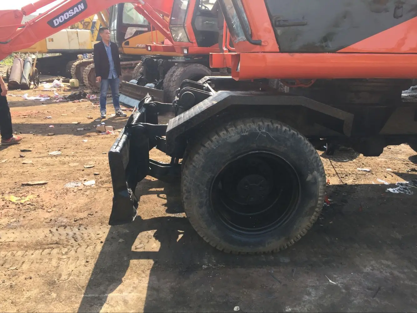 Used Daewoo Doosan DH150W-7 Wheel Excavator for Sale DH130 DH150LC-7 DH140