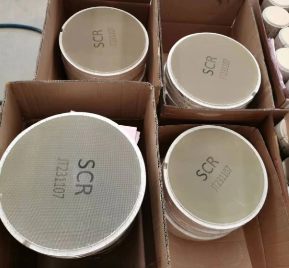 Heavy Duty Truck Parts Honeycomb Ceramic Catalytic Converter SCR DPF VOC Diesel Particulate Filter