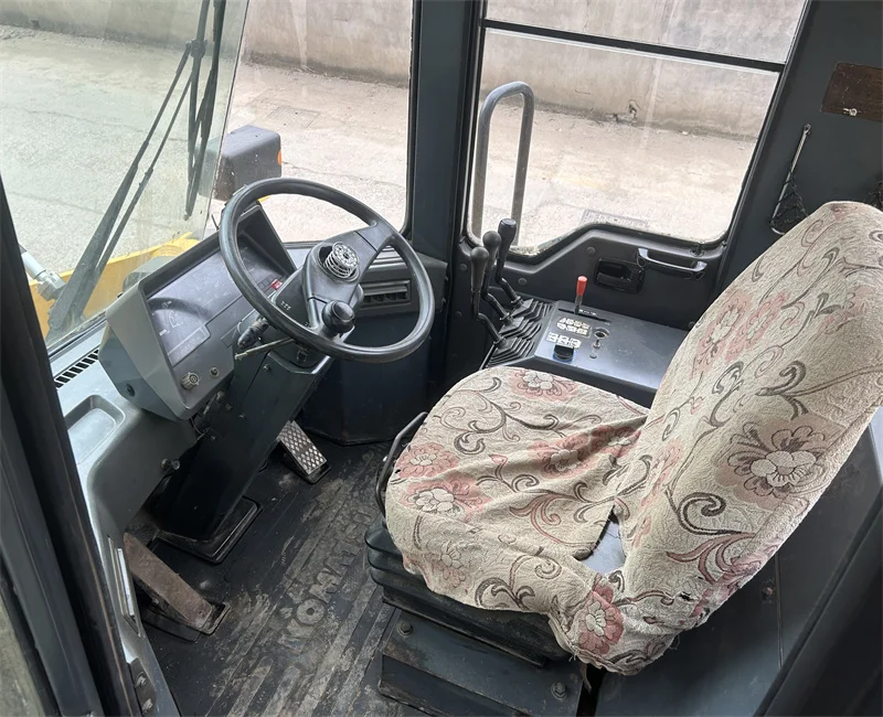 Hot sale Komatsu WA380-6 wheel loader wa380-3 Front loader Used komatsu 380 470 loaders