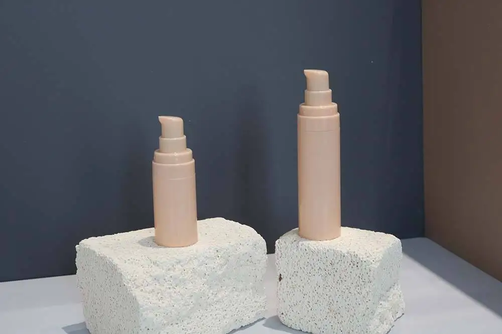 Hot Selling frosted airless 15ml 30ml 50ml airless spray bottle 50ml airless vacuum pump bottle