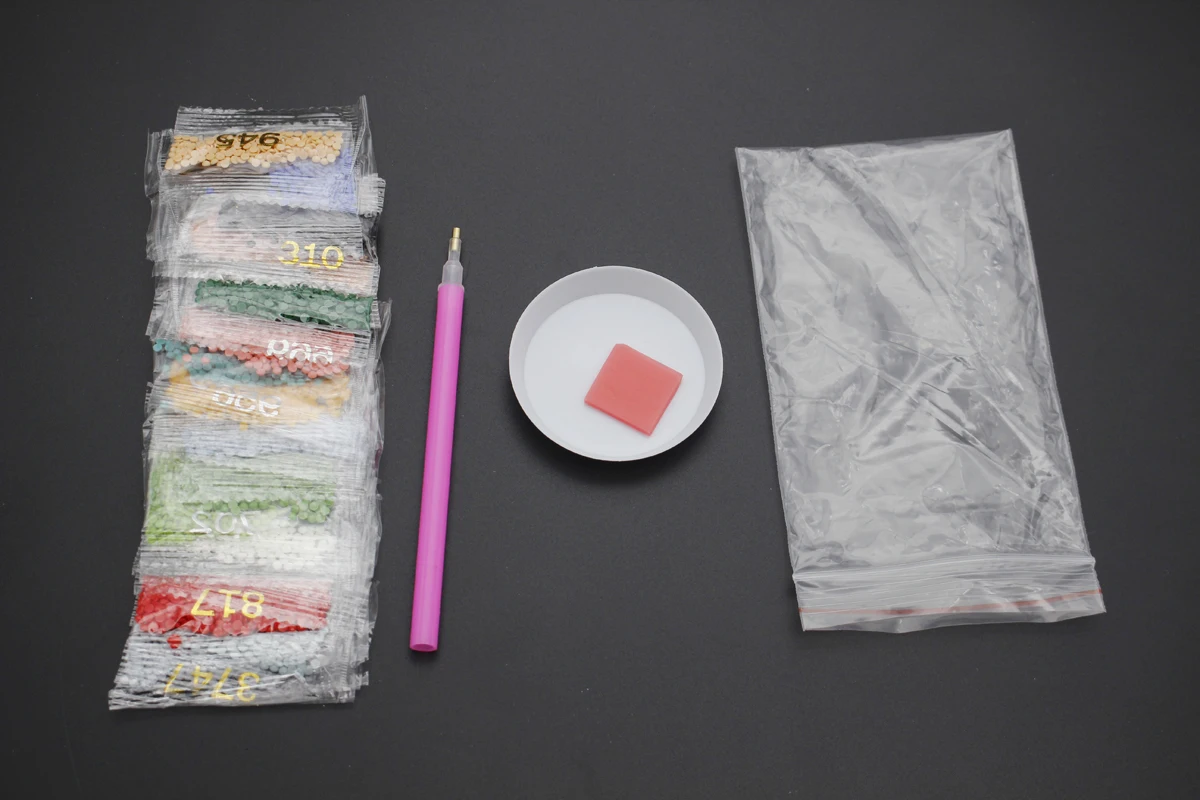 Wholesale Child Diamond Cartoon Animal Squirrel Rabbit Deer Mosaic Sticker,Cup Refrigerator Mobile Phone Free Stickers