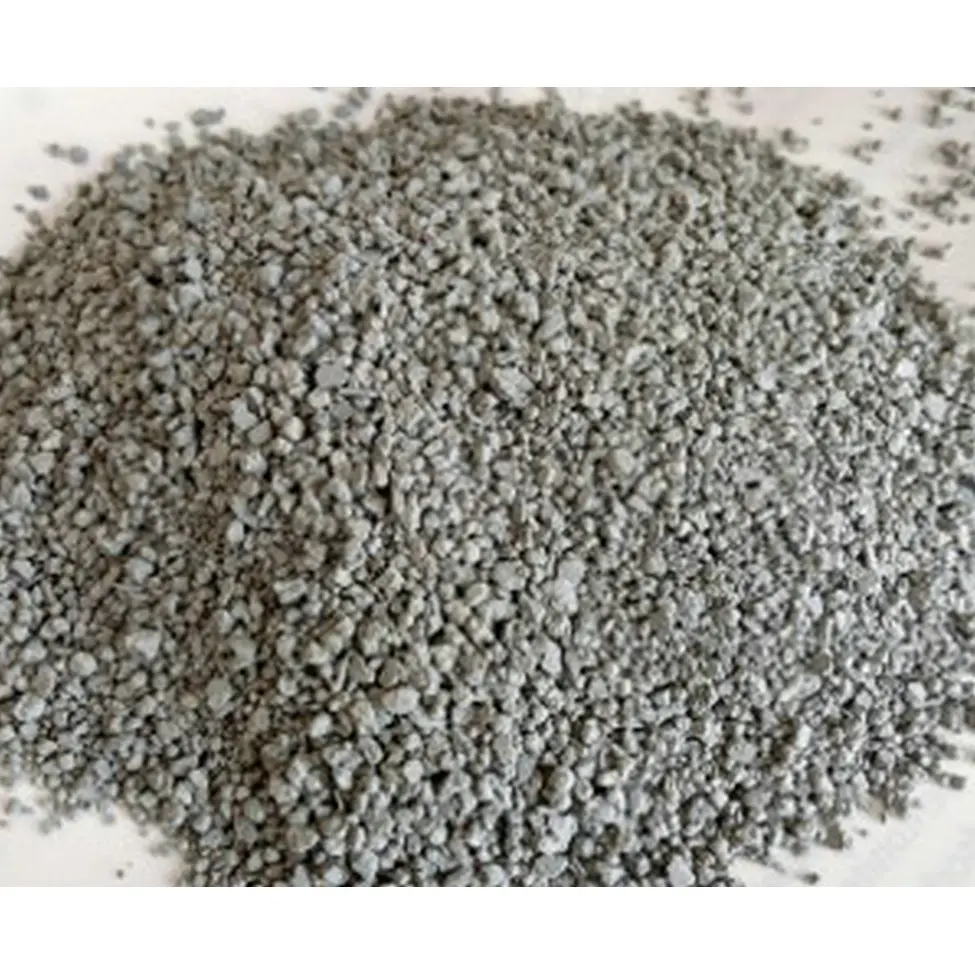 Поставщик производит кошачий Наполнитель из активированного угля с неровным разрывом, высококачественный бентонитовый наполнитель