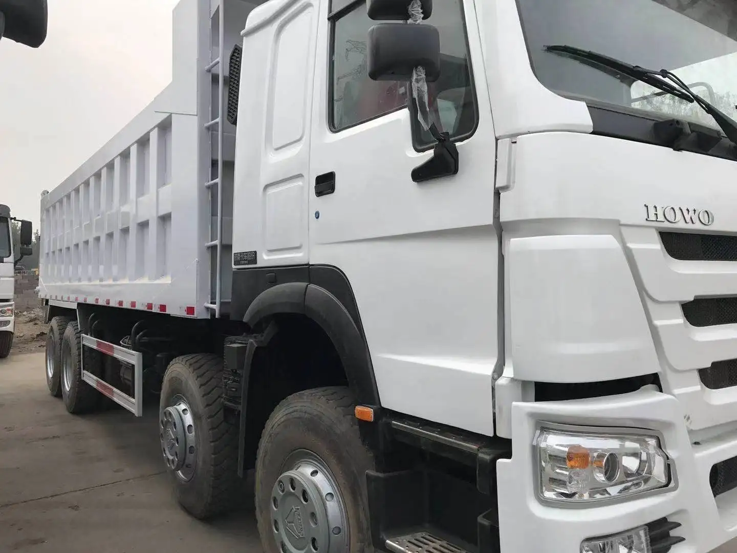 Лидер продаж самосвал Howo 8x4 371hp 375hp 12 колес 45 тонн Sinotruk продажа