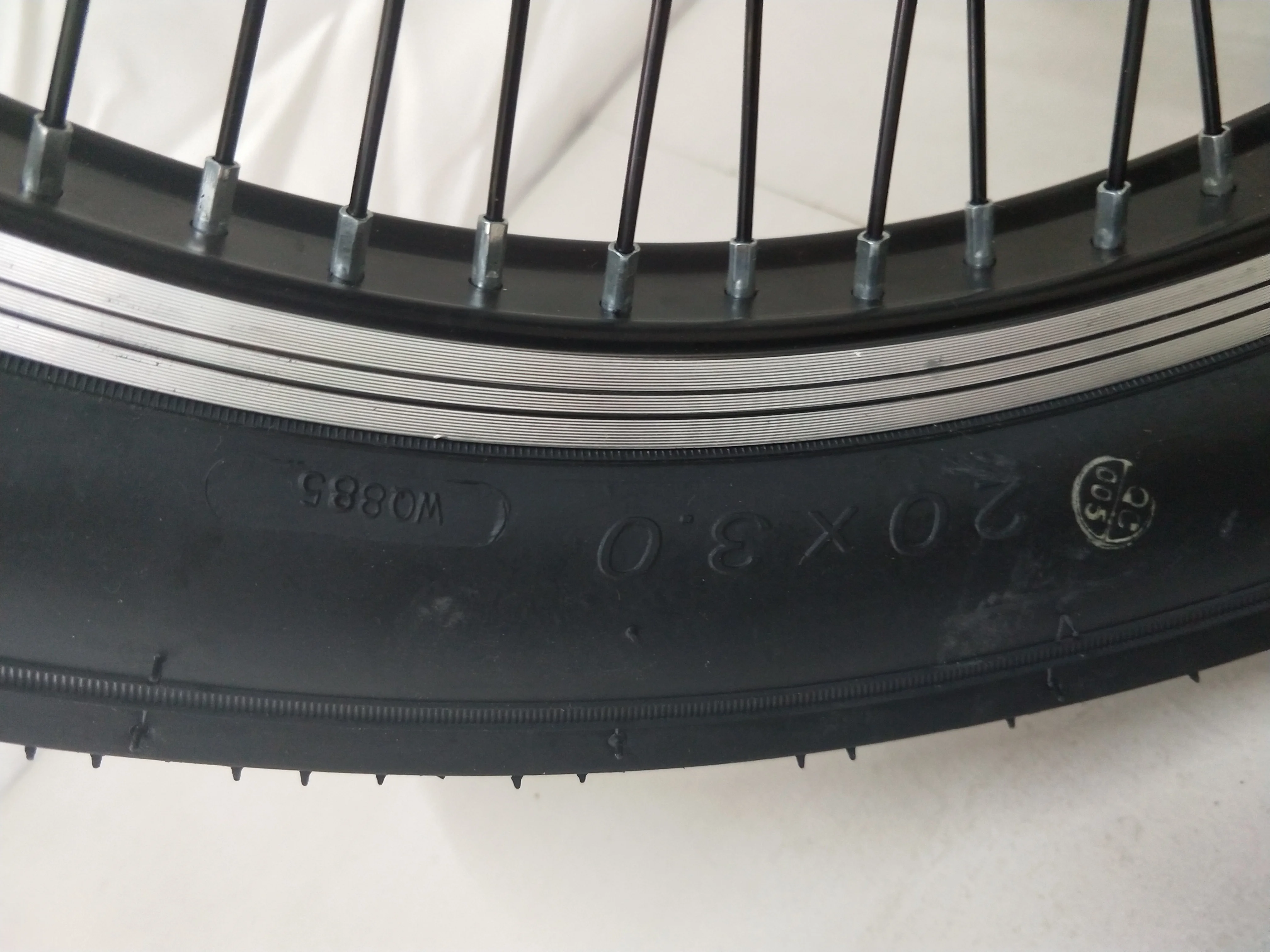 20MT18SH12 20-Inch Steel Free Style Adult BMX Bike Single Speed Disc Brake for Street Riding