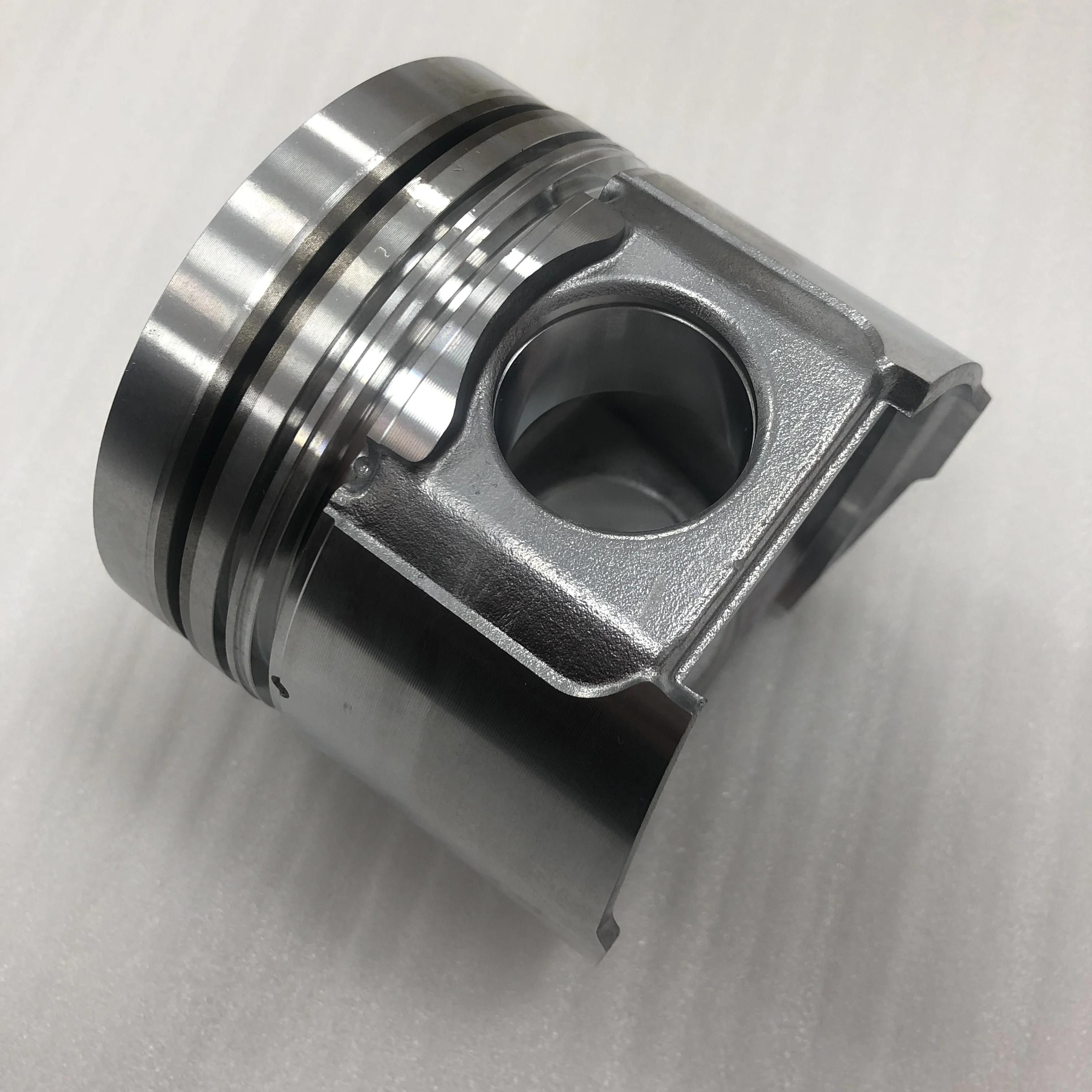 OEM Quality Piston 6735-31-2110 For Pc200-7 6d102 Engine Parts