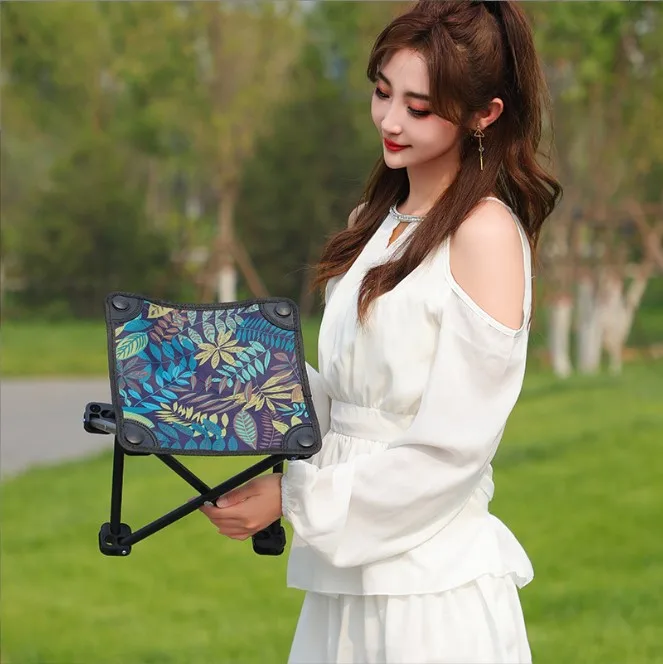 Portable Collapsible Stool Folding Chair Portable Fishing Chair Camping Stool Seat Camouflage Folding Stool Recreational Fishing