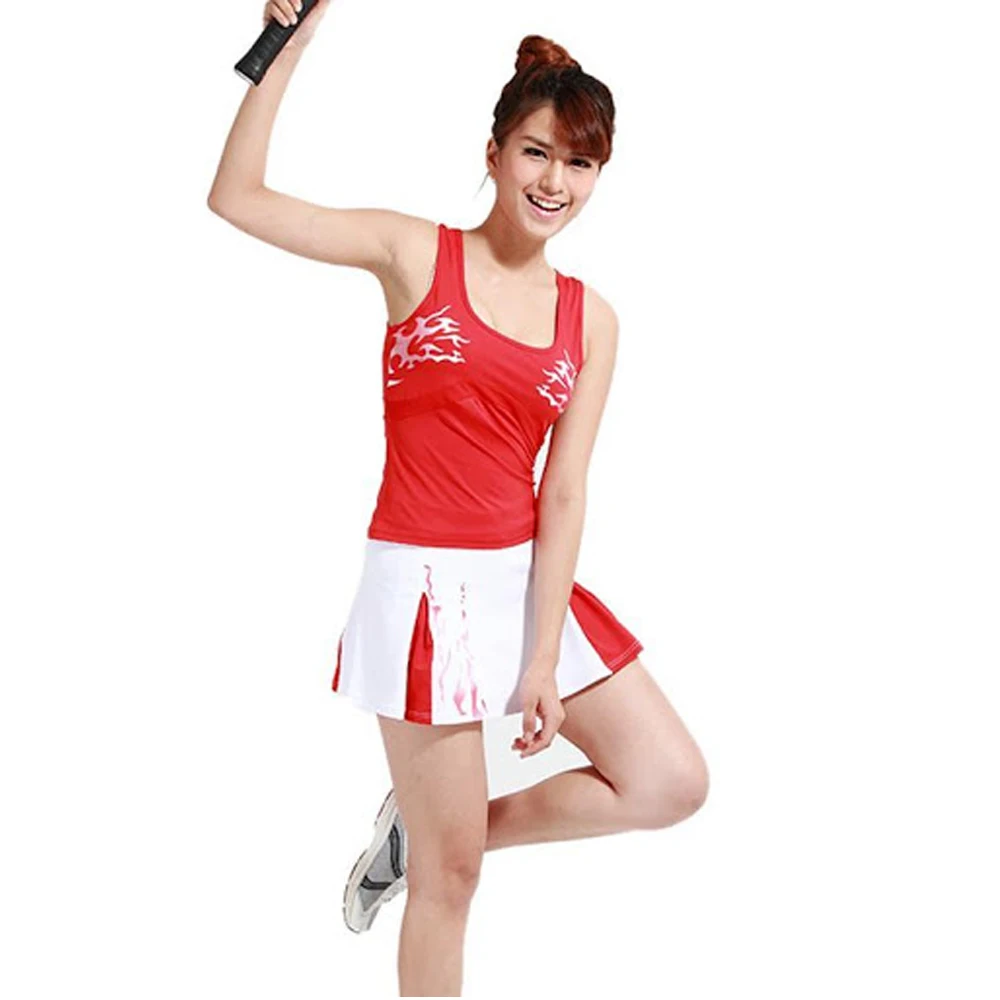 Sports Wear Tennis Uniforms Made of Polyester Half Sleeves