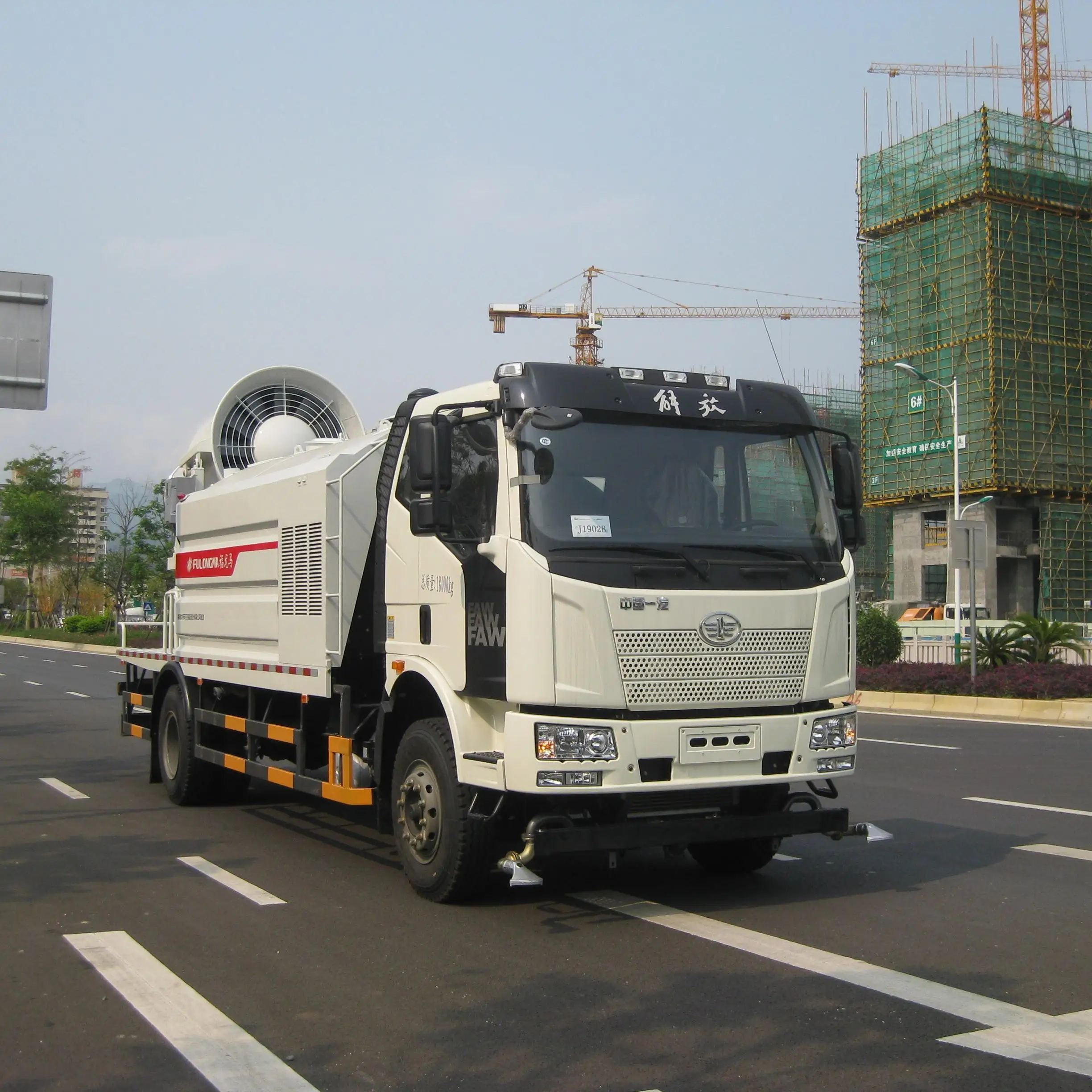 Brand New 4 Wheeler Hook Lift 3 Cubic Meter Container Bin Rear Loader Arm-roll Garbage Truck