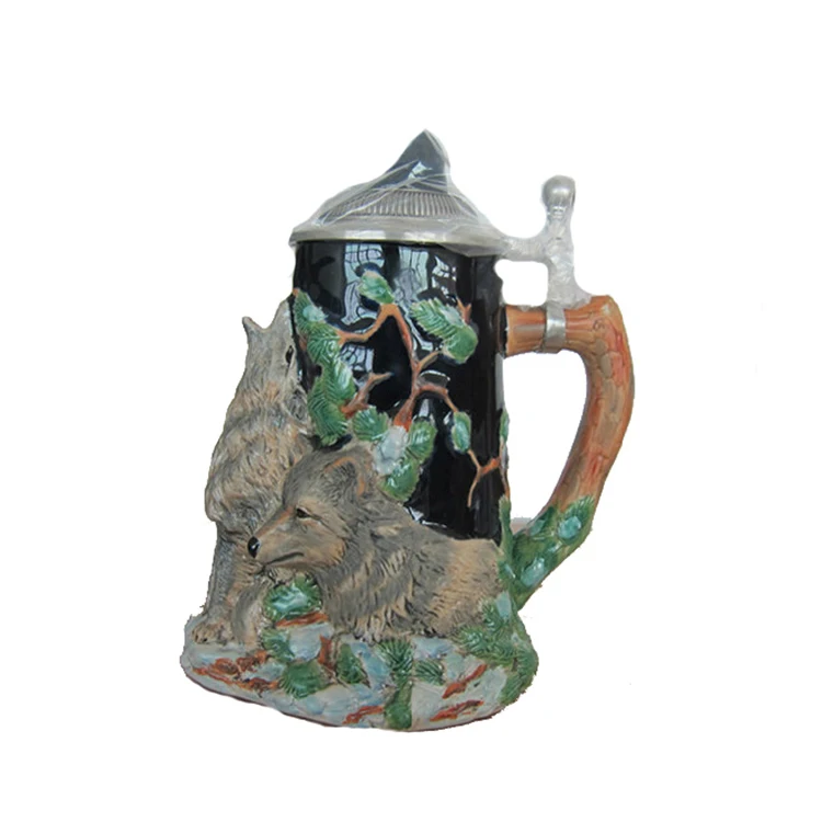 Custom High Relief Wolf Pack Retro Design German Beer Mug with Pewter Lid