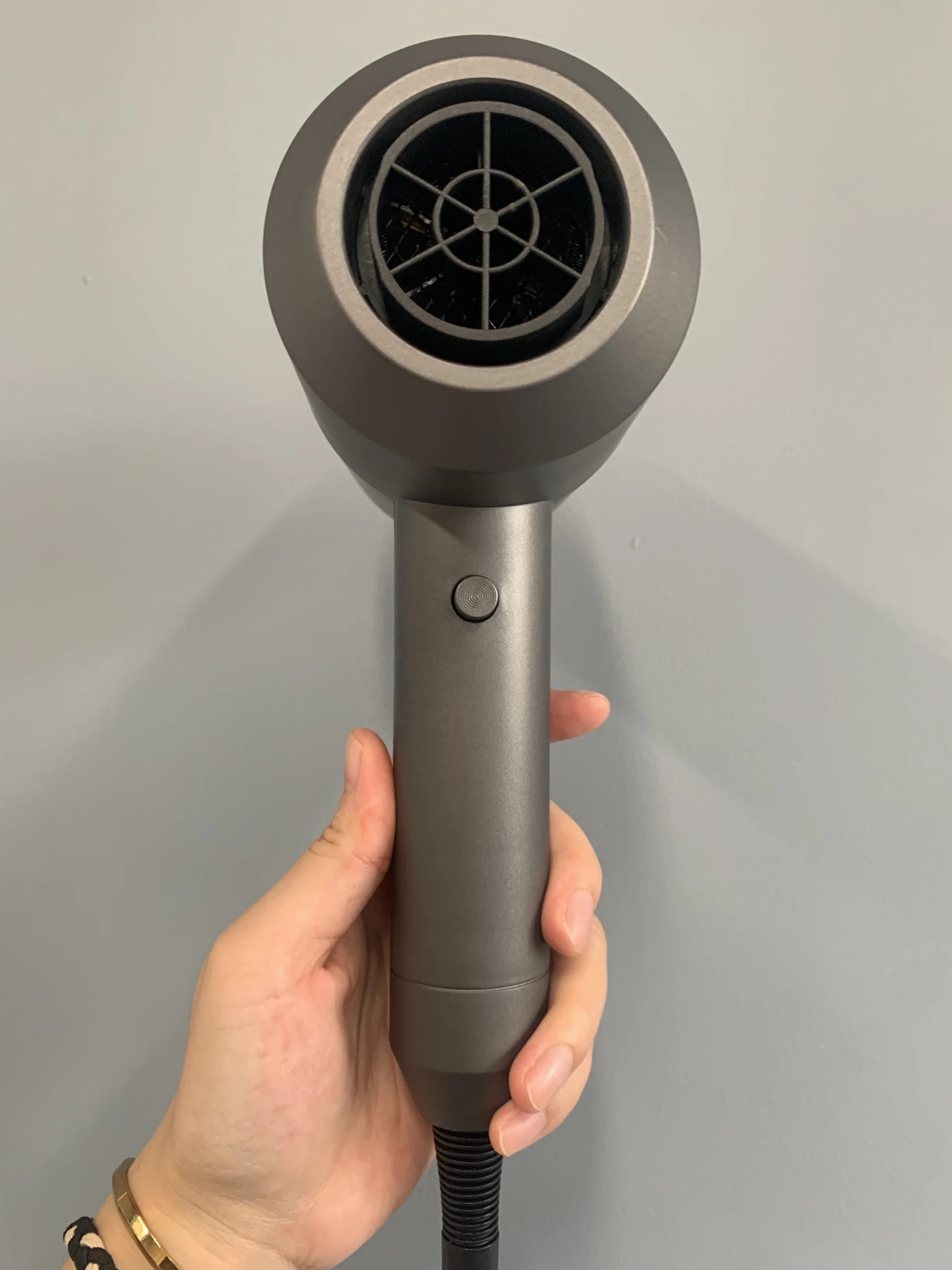 Cheap Price Fast Drying 1800W Ionic Reduce Frizz Manufacturer Secador De Pelo Professional Blow Hair Dryer with 3 attachement