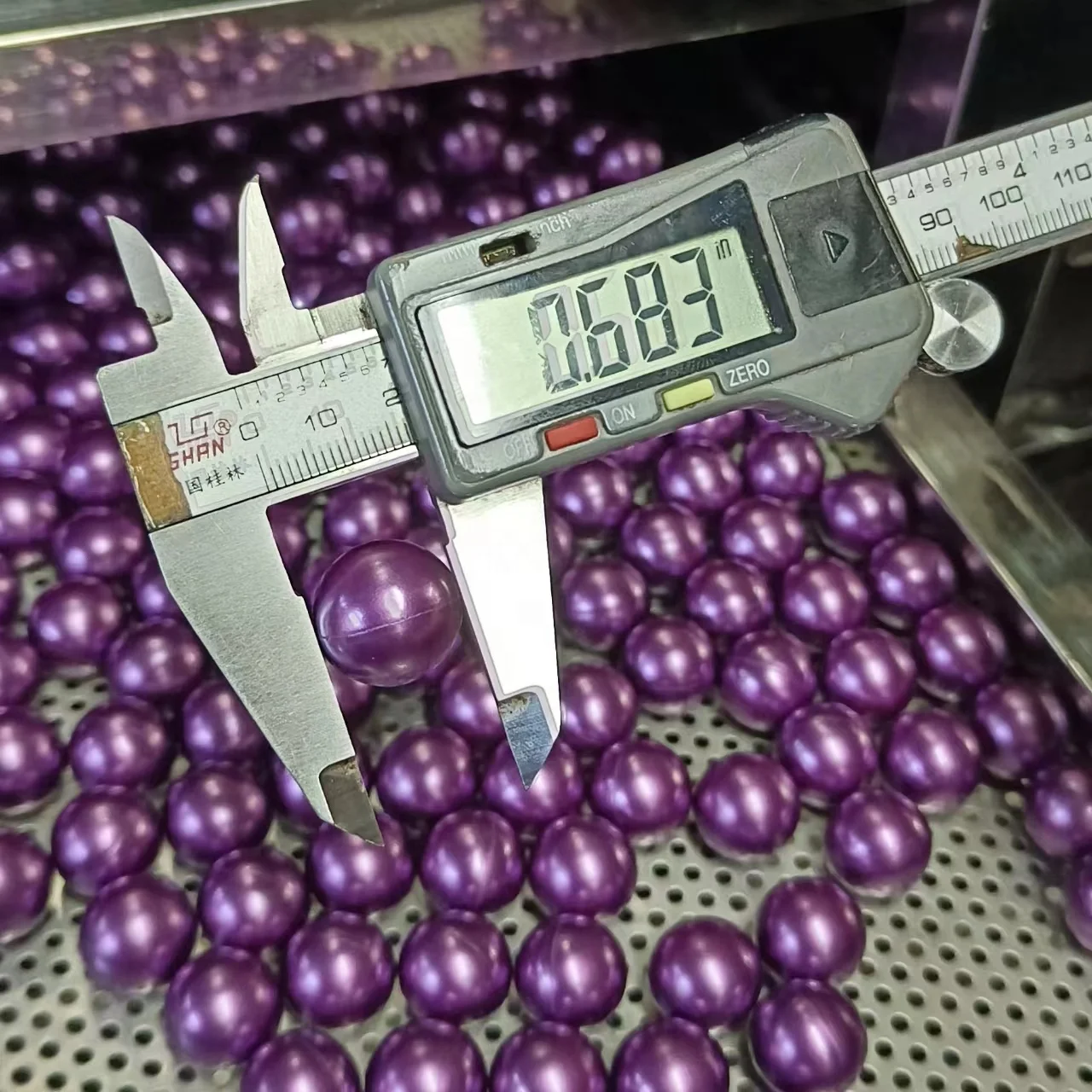 2023 high quality shooting paintball bullets for CS game 0.68 inch