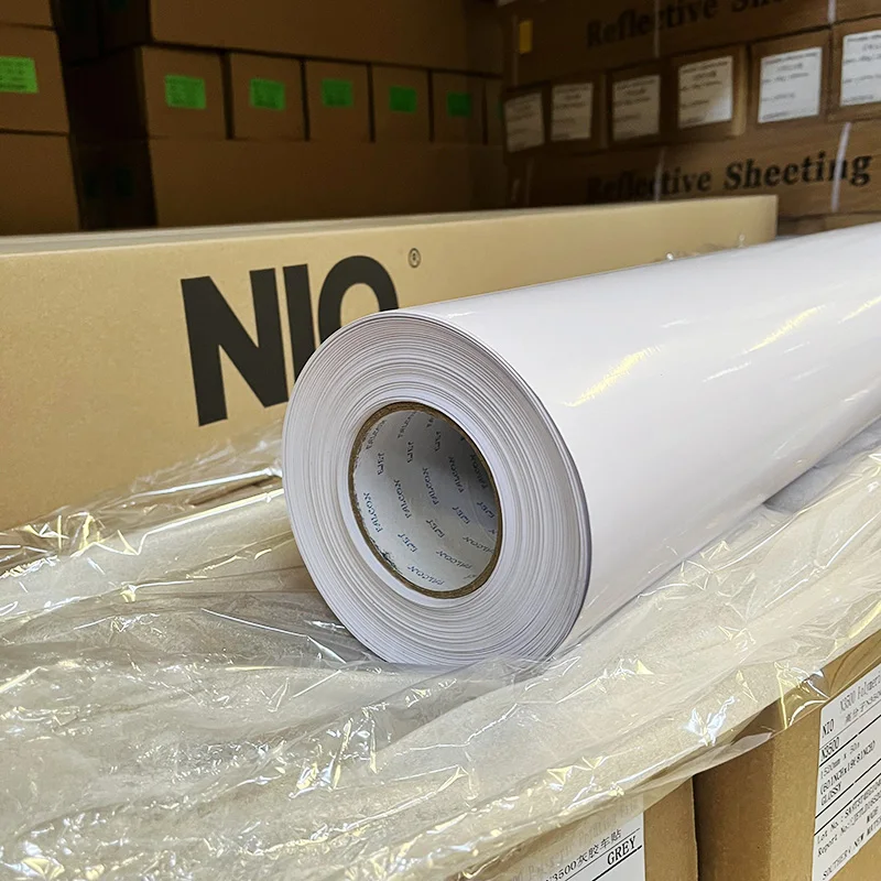 TOME Printed Vinyl Self Adhesive Vinyl Rolls Digital Printing Media PVC Vinyl For Advertising Materials