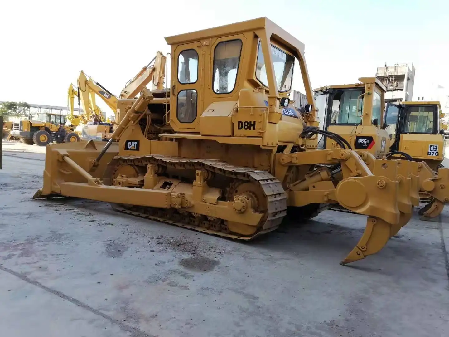 Japan Used Bulldozer Cat D8H in hot sale, Used Earth Moving Machine cat D8H bulldozer machine Hydraulic Used Cat D8 Bulldozers