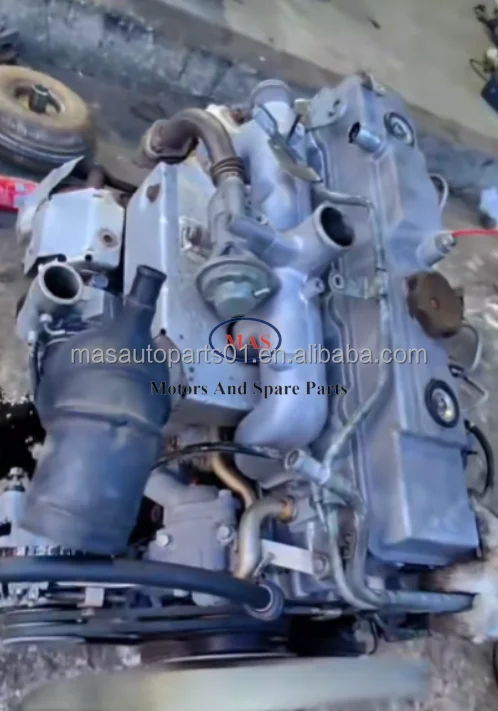 Used 4m40 Engine Diesel Engine Assembly 4 Cylinder Engine Sale
