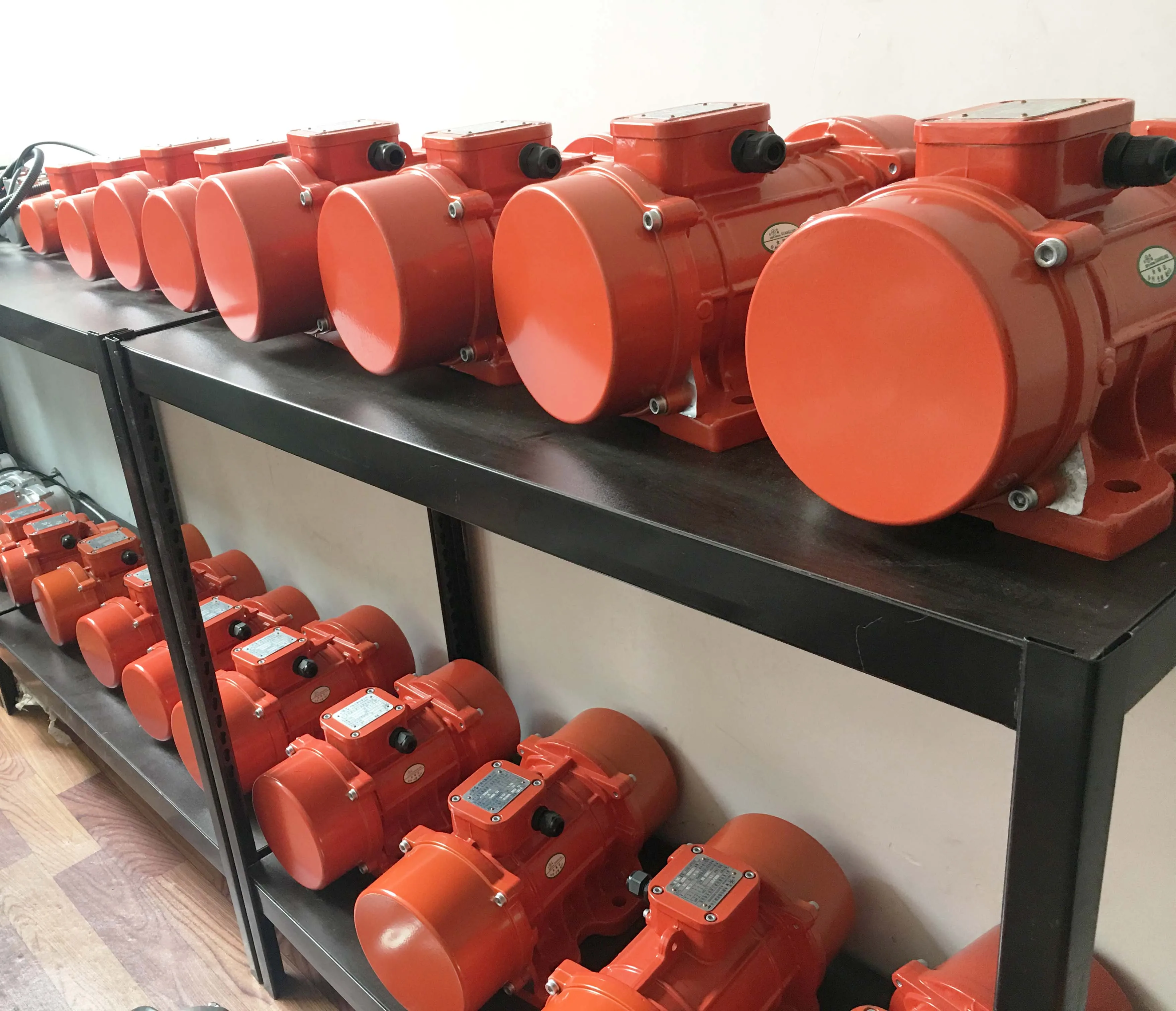 MVE100/3 electric mve series vibrator motor for concrete China manufacturing