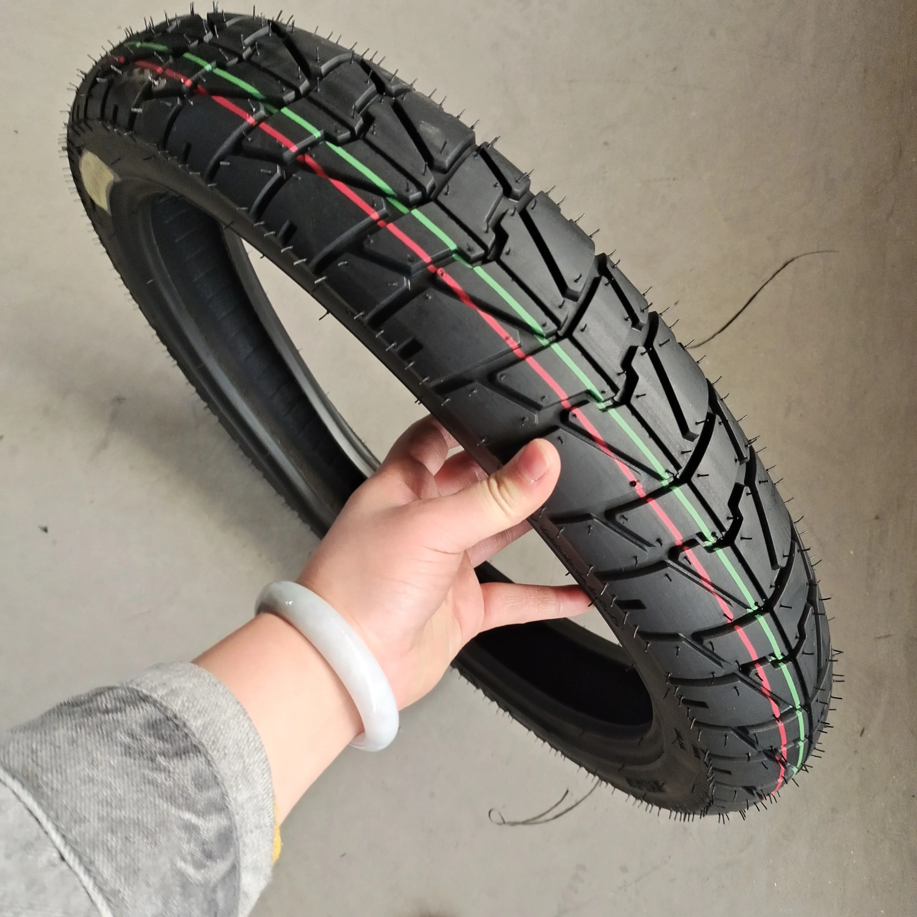 Motorcycle Tire 90. 90. 18 90/90 18 90/90-18 For Wholesale