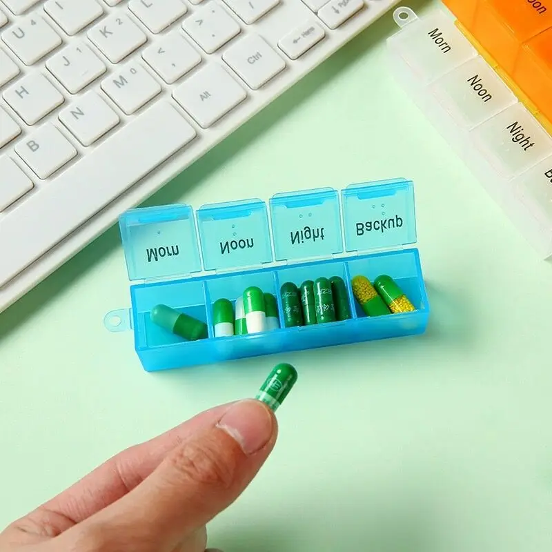 Hot Sale Custom Logo Pill Box Portable 28 Grid Weekly Plastic Pill Storage Box