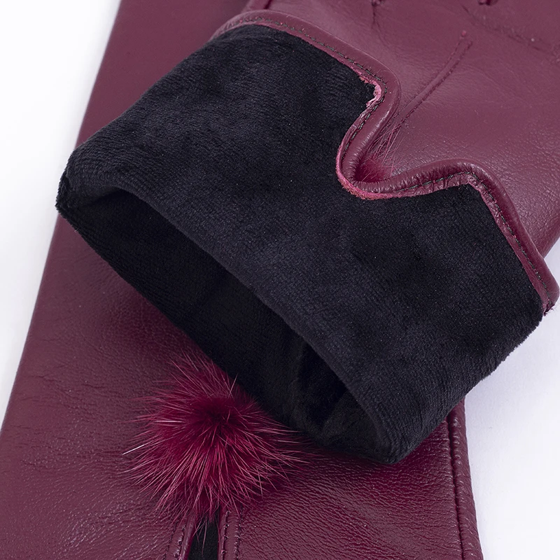 outdoor gloves