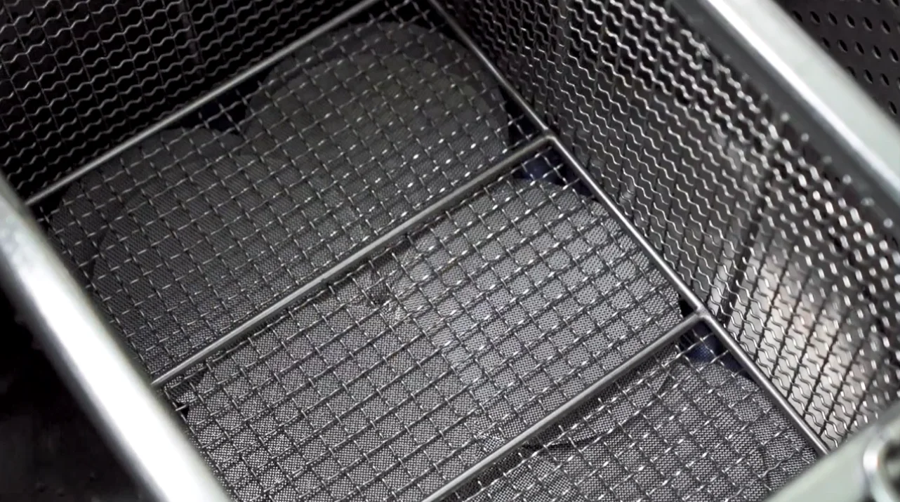 pp extruded spot welding cutting discs rubber washer 24 *110 mesh micronic dutch weave 304 stainless steel extruder filter mesh