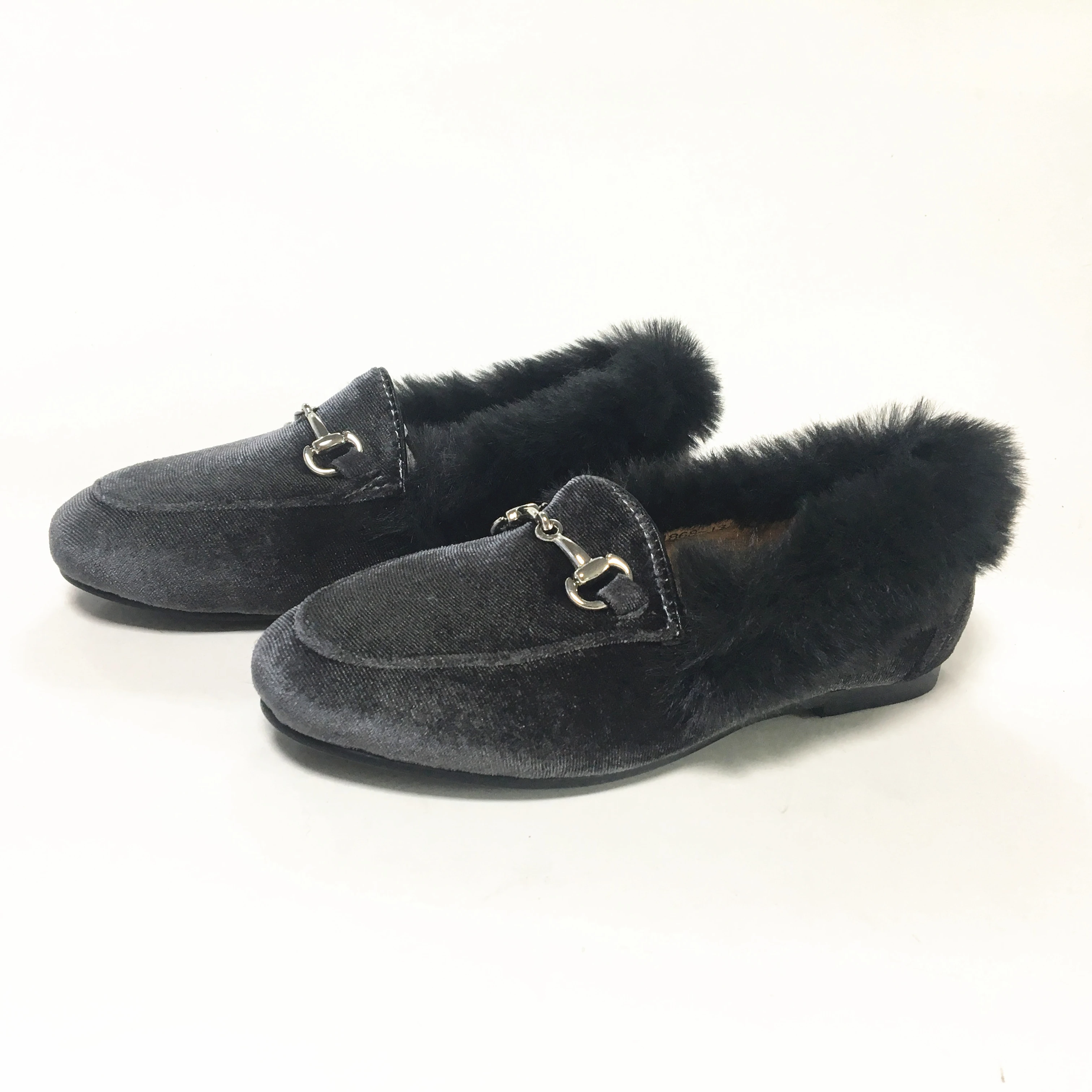 2022 заводская цена, оптовая продажа, Детская удобная обувь, лоферы, детская повседневная обувь, бархатные, серебристые, с цепочкой и мехом для детей