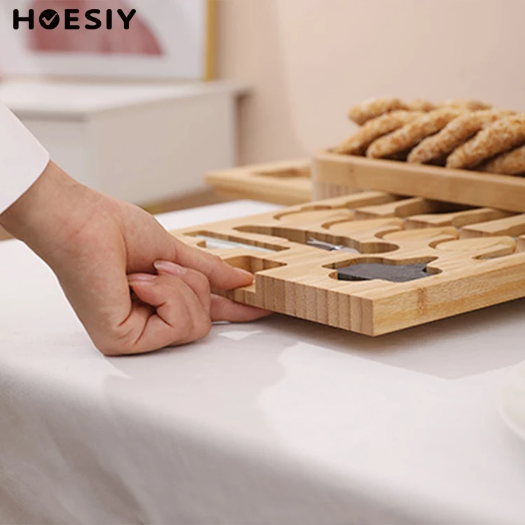 Natural Bamboo Cheese Cutting Tray Logo Custom Cheese Serving Platter Cheese Board With Knives Charcuterie Board Set
