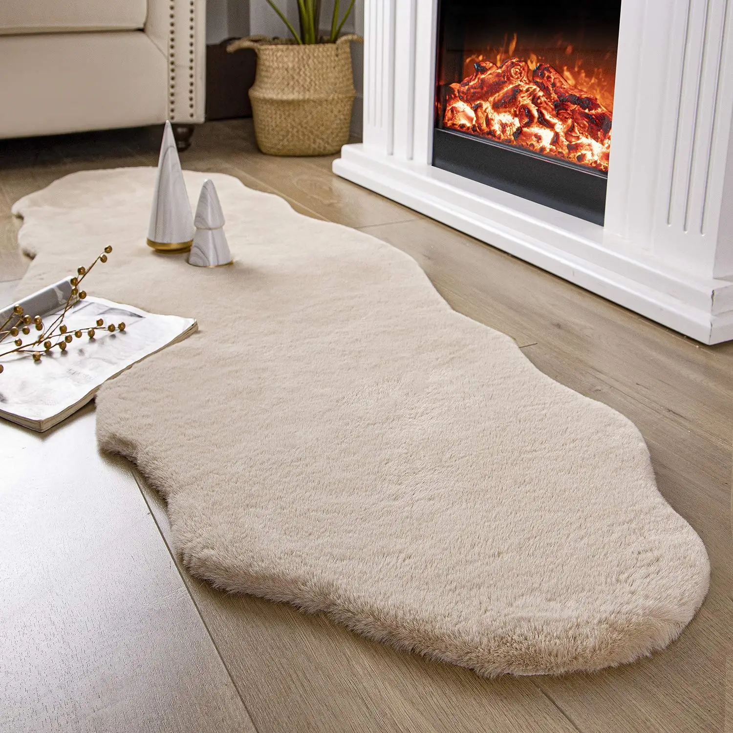 Hot Sale High Quality commerce Plush Fur Rugs Soft Red Velvet Fluffy Floor Carpets